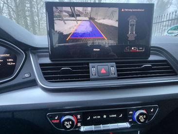 Audi Q5 40 TDI — photo 14