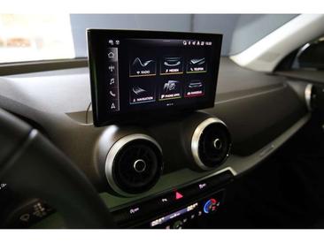 Audi Q2 S Line — photo 7