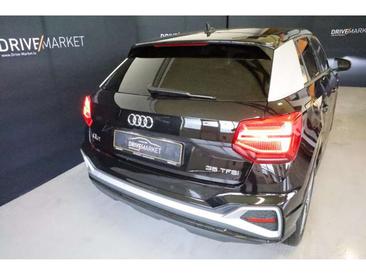 Audi Q2 S Line — photo 18