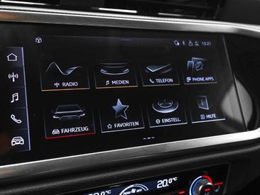 Audi Q3 45 TFSI E — photo 13