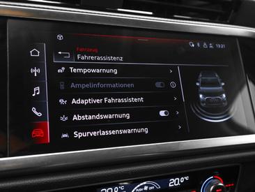 Audi Q3 45 TFSI E — photo 14