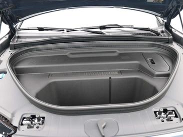 Audi Q6 E-tron S-LINE — photo 18