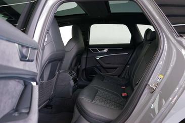 Audi RS6 Performance — photo 12