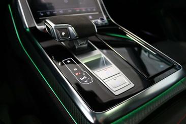 Audi RSQ8 — photo 19