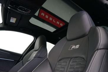Audi RS6 Performance — photo 15
