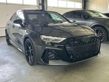 Audi RS3 — photo 30