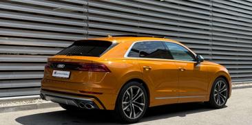 Audi SQ8 4.0 TFSI — photo 4