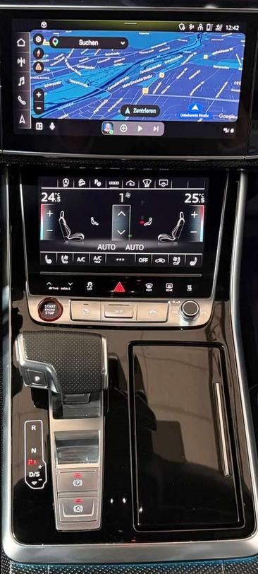 Audi SQ8 4.0 TFSI — photo 18