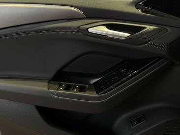 Audi A6 E-tron S Line — photo 10