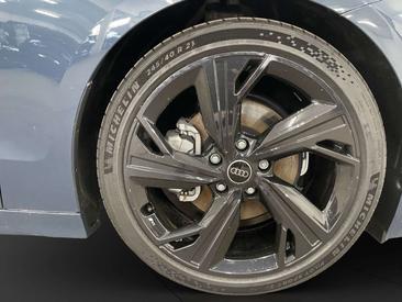 Audi A6 E-tron S Line — photo 13
