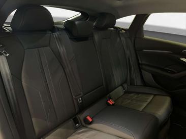Audi A6 E-tron S Line — photo 17