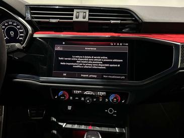 Audi RSQ3 Sportback — photo 10