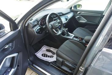 Audi Q3 Advanced 35 TFSI — photo 9
