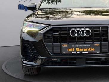 Audi Q3 S Line — photo 9