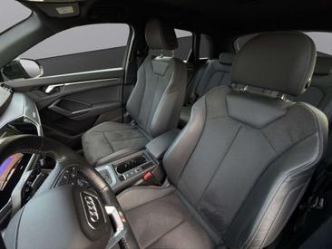 Audi Q3 S Line — photo 16