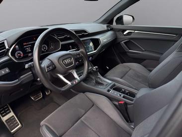 Audi Q3 S Line — photo 22