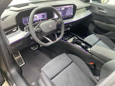 Audi Q3 Sportback S Line E-hybrid — photo 3