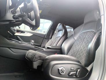 Audi S4 Avant 30 TDI — photo 12