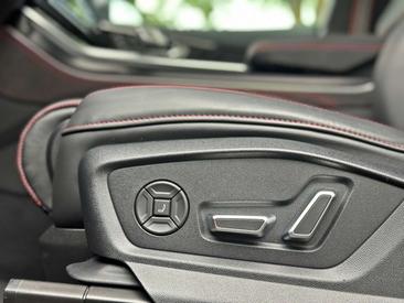 Audi RSQ8 Performance — photo 11
