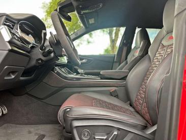 Audi RSQ8 Performance — photo 12