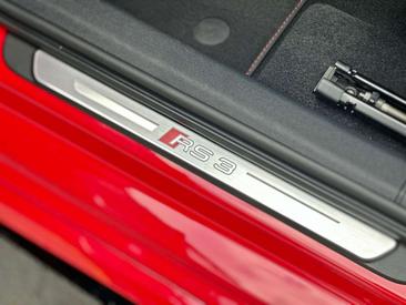 Audi RS3 Sportback — photo 8