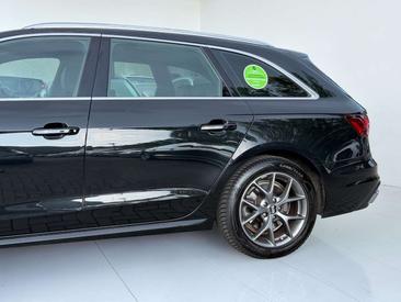 Audi A4 Avant 35 TDI — photo 11