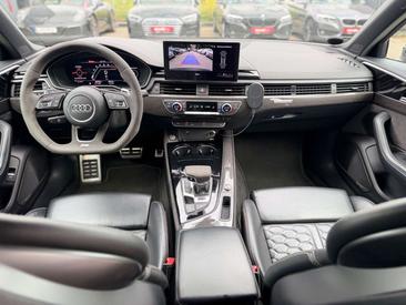 Audi RS4 Avant — photo 24