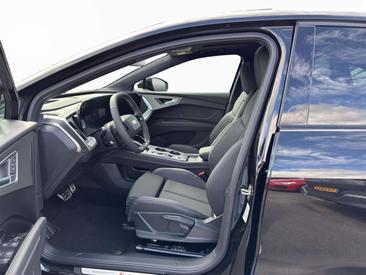 Audi Q4 E-tron Sportback Noir — photo 9