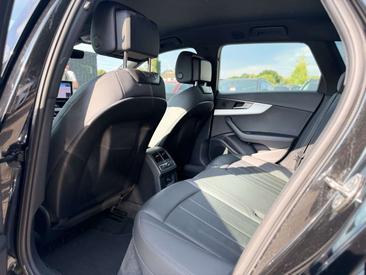 Audi A4 Avant 35 TDI — photo 28