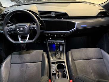 Audi RSQ3 Sportback 2.5 TFSI — photo 17