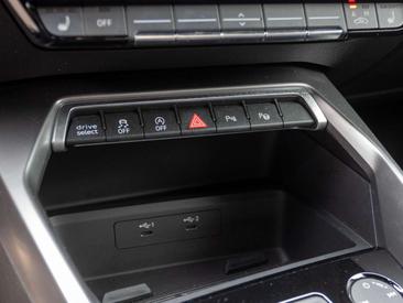 Audi RS3 Sportback — photo 18