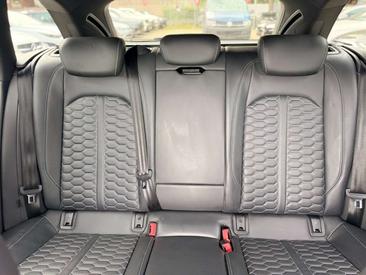 Audi RS4 Avant — photo 36