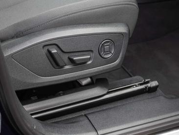Audi Q3 Advanced 35 TFSI — photo 29