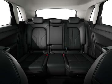 Audi Q3 Advanced 35 TFSI — photo 11
