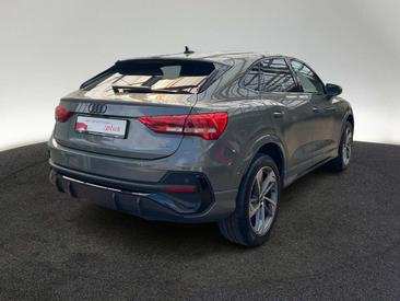 Audi Q3 S Line 40 TDI — photo 3