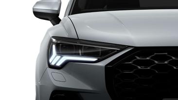 Audi Q3 S Line — photo 3