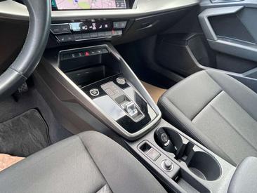 Audi A3 S Line 35 TDI — photo 14