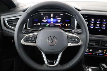 Volkswagen Taigo R-Line — photo 5