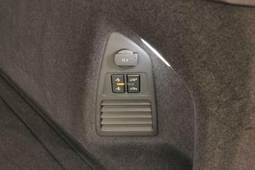 Volkswagen Touareg TDI 4Motion R-Line — photo 20