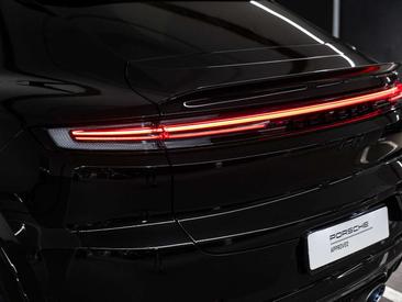 Porsche Cayenne III Turbo E-Hybrid — photo 8