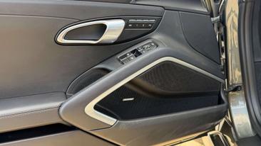Porsche 718 Boxster — photo 13