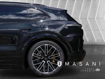 Porsche Cayenne III Turbo — photo 7
