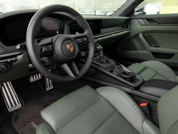 Porsche 992 II GT3 Touring Package — photo 6