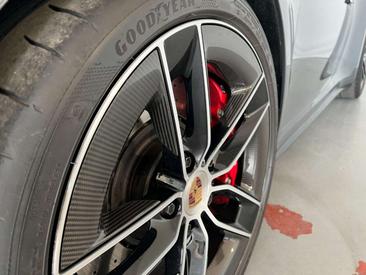 Porsche 991 I GTS — photo 8