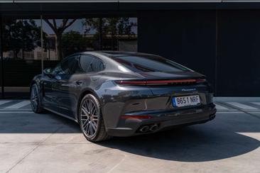 Porsche Panamera II E-Hybrid — photo 6