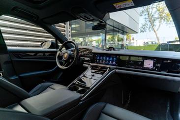 Porsche Panamera II E-Hybrid — photo 15