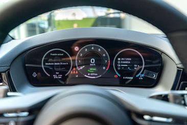 Porsche Panamera II E-Hybrid — photo 18