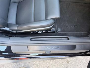 Porsche 992 I GT3 Touring Package — photo 9