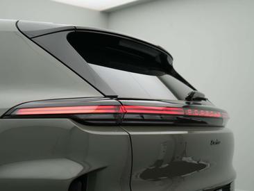 Porsche Cayenne III Turbo — photo 13