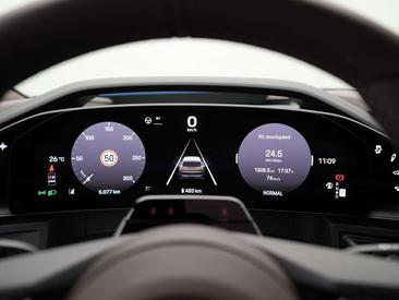 Porsche Cayenne III Turbo — photo 23